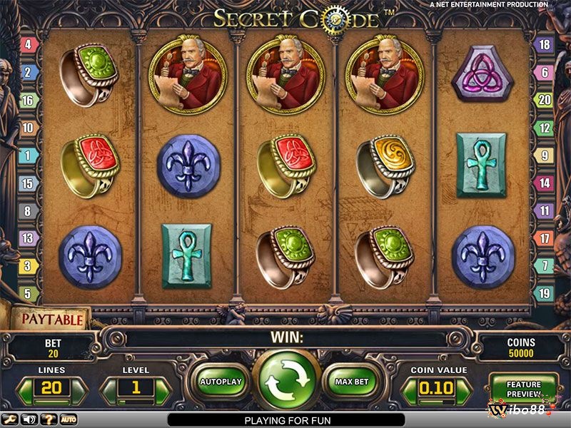 Nhấn nút tròn ở giữa để quay cuộn Secret Code slot